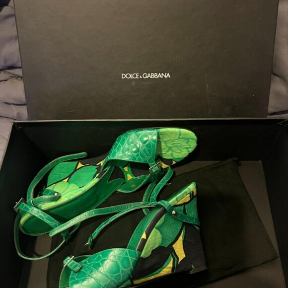 Dolce & Gabbana Wedges Jungle Print. Brand New Never Worn Size 10/40 - Picture 1 of 6
